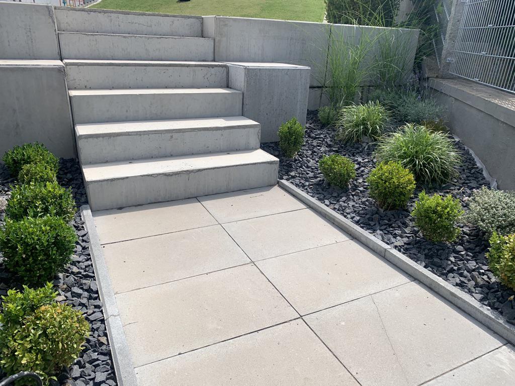 Treppe aus Beton Elementen